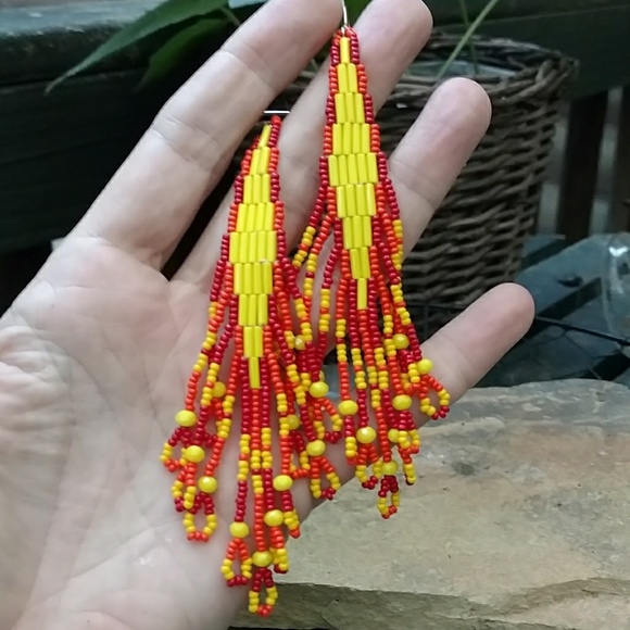 Native American bead earrings - Picture 4 of 4